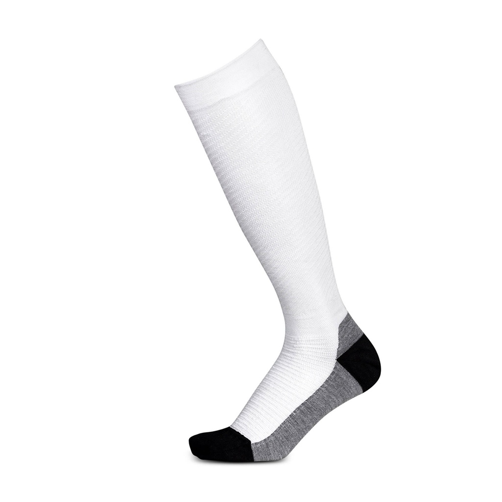 spa_01523_rw-10-socks_bo-nov21_2.jpg